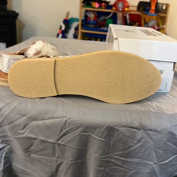 Chamula Maria sandals. Size 7. White - Picture 4 of 4